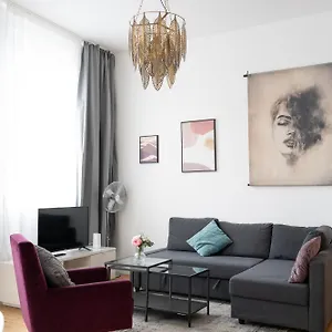 Urban Flats Aparthotel Berlin